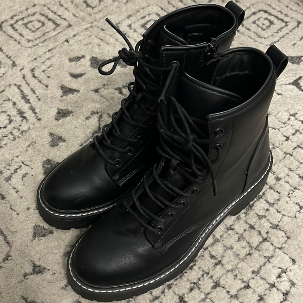 Madden girl combat/moto boots